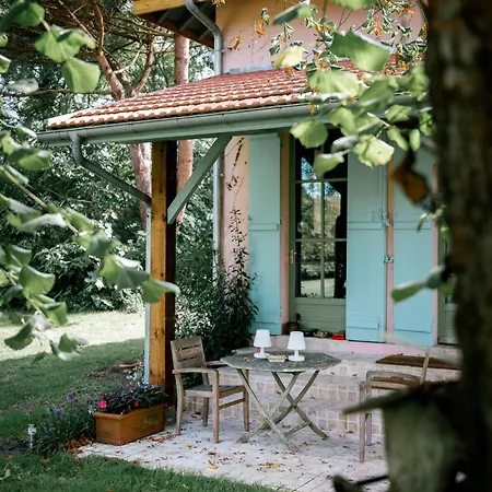 Feriehus La Maison Rose *