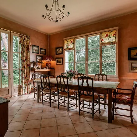 La Maison Rose Feriehus *