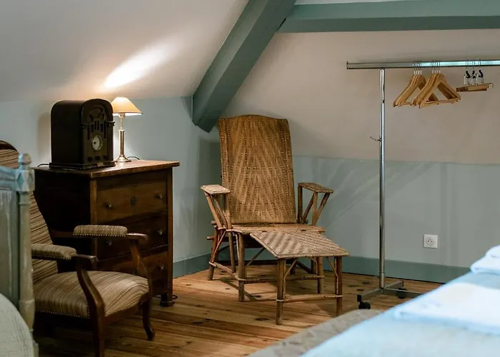 La Maison Rose Сен-Жюльен-ан-Борн