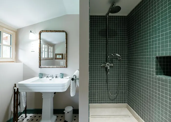 La Maison Rose * Сен-Жюльен-ан-Борн