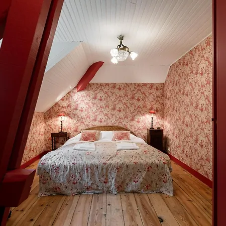 La Maison Rose Villa